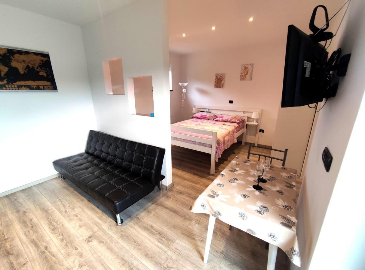 Apartmani Melia Marčelji Eksteriør bilde